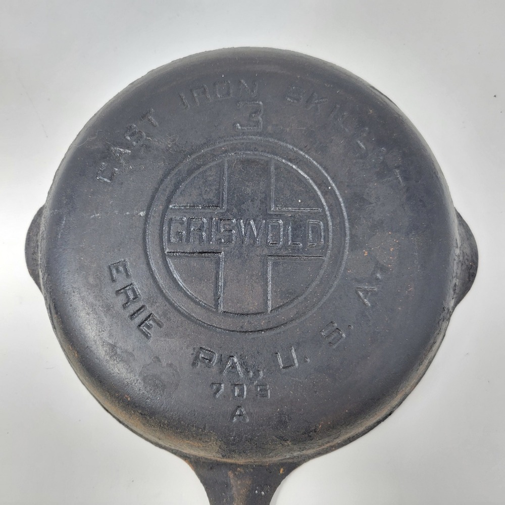 Griswold No 3 Cast Iron Skillet Large Block Logo Erie PA 703 A Vintage Pan